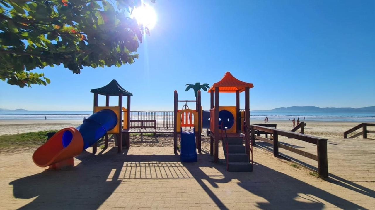 Apartamento 200 Metros Da Praia 03 Quartos Com Ar Condicionado - Meia Praia - イタペマ エクステリア 写真