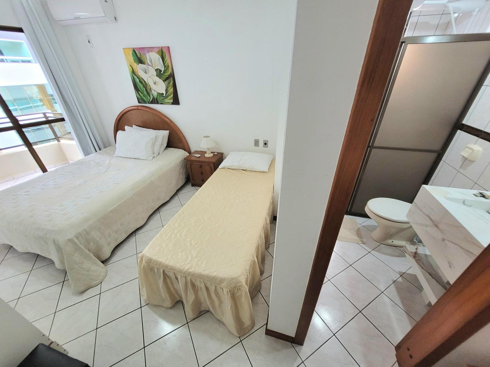 Apartamento 200 Metros Da Praia 03 Quartos Com Ar Condicionado - Meia Praia - イタペマ エクステリア 写真